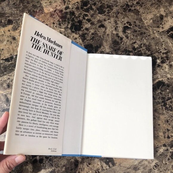 The Snare of the Hunter by Helen MacInnes 1974 Book Club Edition Hardcover DJ - Picture 7 of 10